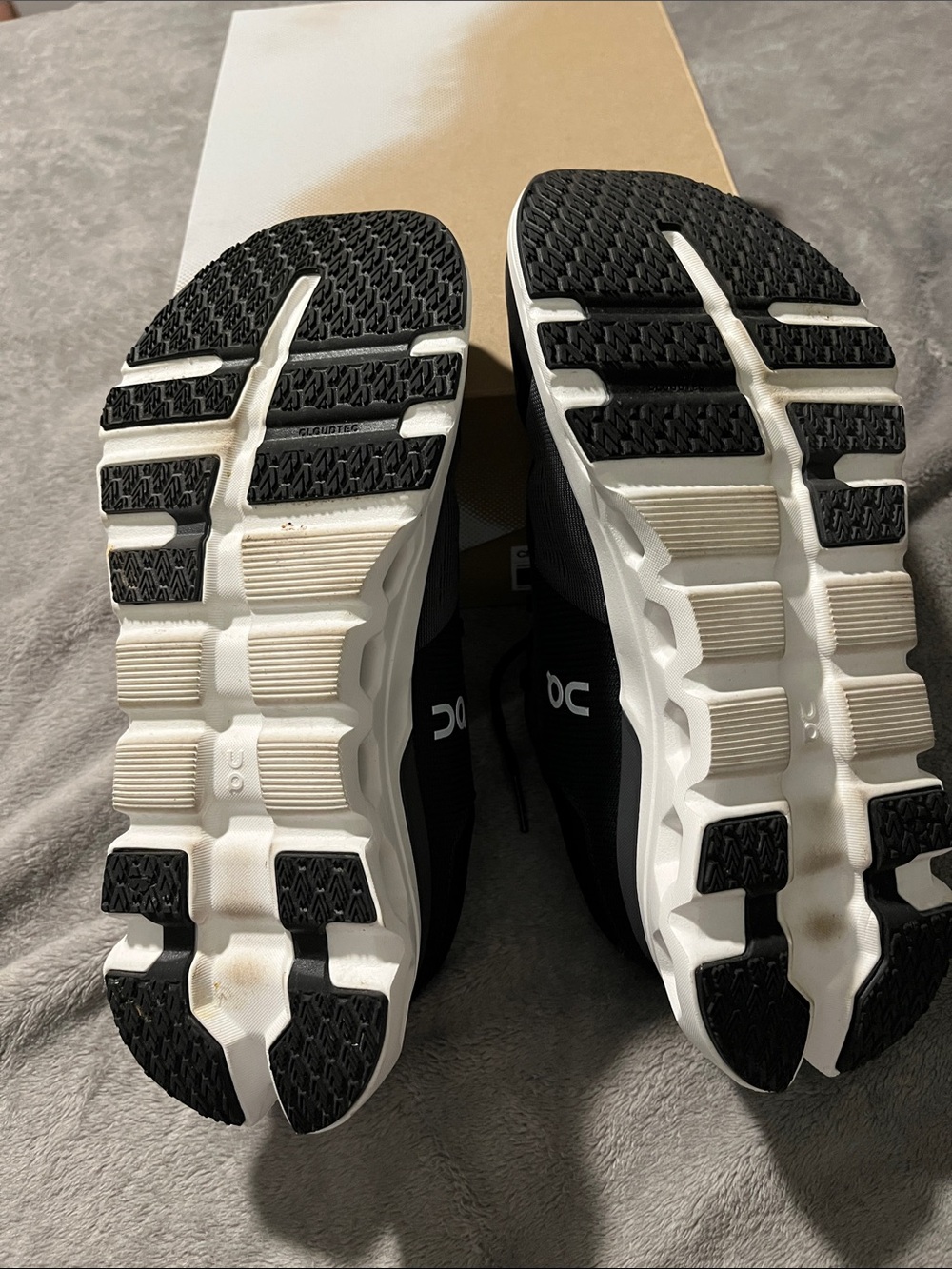 On Women’s Cloudrunner 2 Running Sneakers Sz 8 - Picture 4 of 5